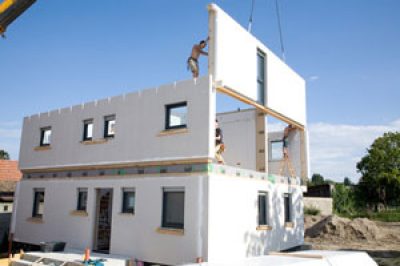 Regelmäßig werden neue Bärenhaus Kundenhäuser realisiert. Neben aktuellen Baustellen haben Sie auch die Möglichkeit Referenzhäuser zu besichtigen.