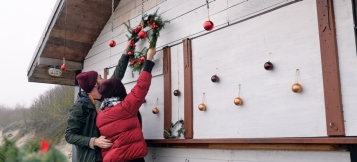 Stress mit Weihnachtsdeko und Silvesterfeier
