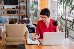 Wohnungsanzeige schreiben: Tipps für Ver­mie­ter